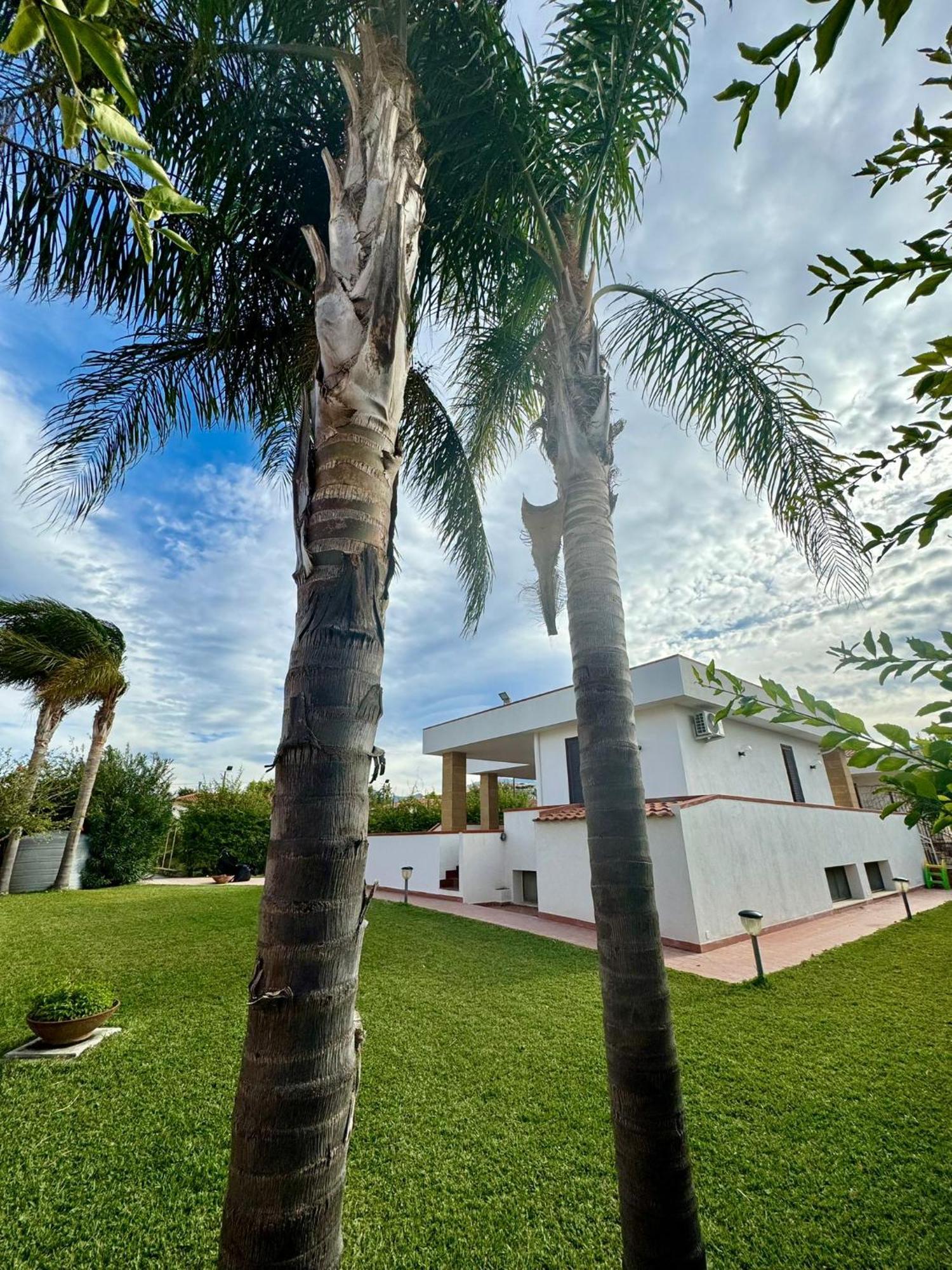 קמפופליצ'ה די רוצ'לה Villa Capri Holiday Home מראה חיצוני תמונה